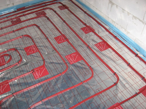 Reference podlahové topení č.203:  Novostavba Hradčany podlahové topení teplovodní